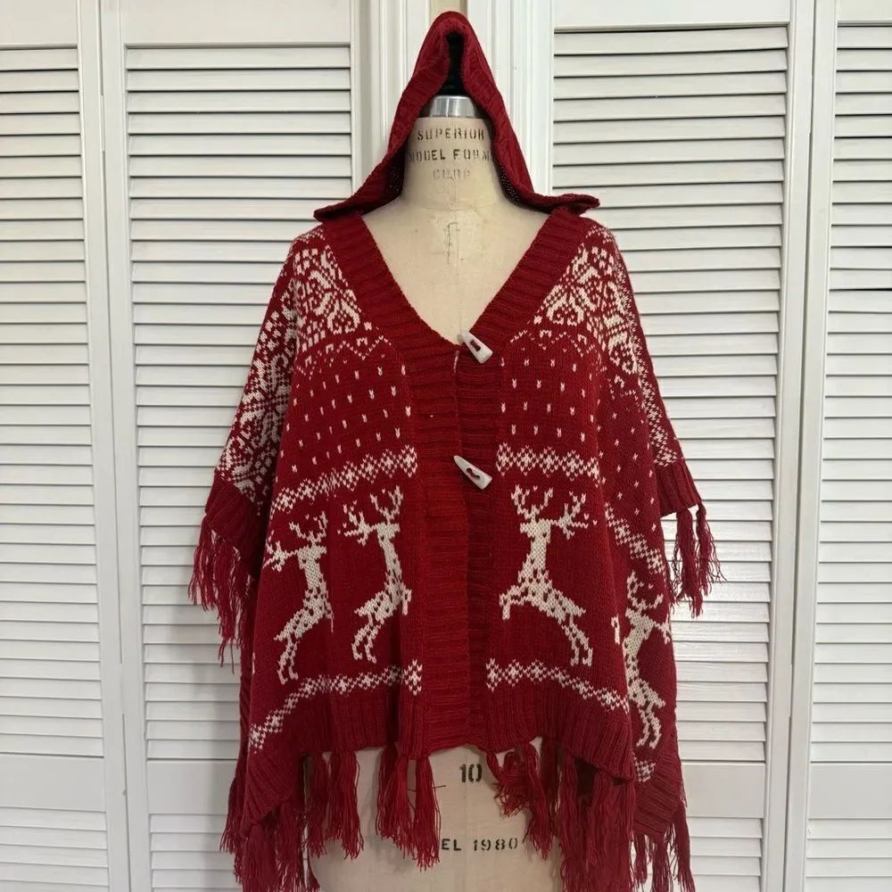 Coco + Carmen Red/Wht Reindeer Hooded Knit Cape-PonchoโSz-S/M
